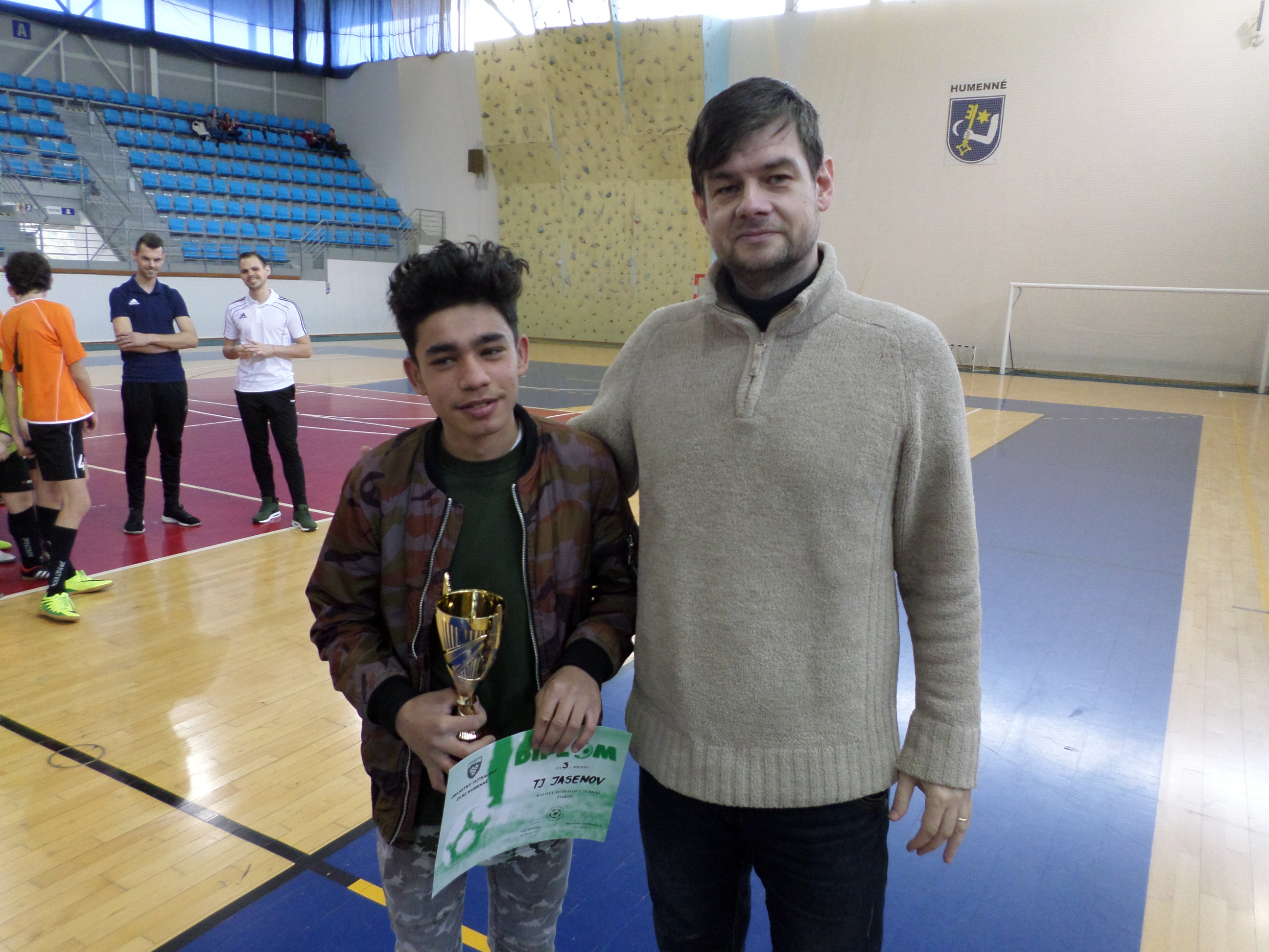 public/upload/ziaci-hala2018/thumbs/SAM_3265.JPG